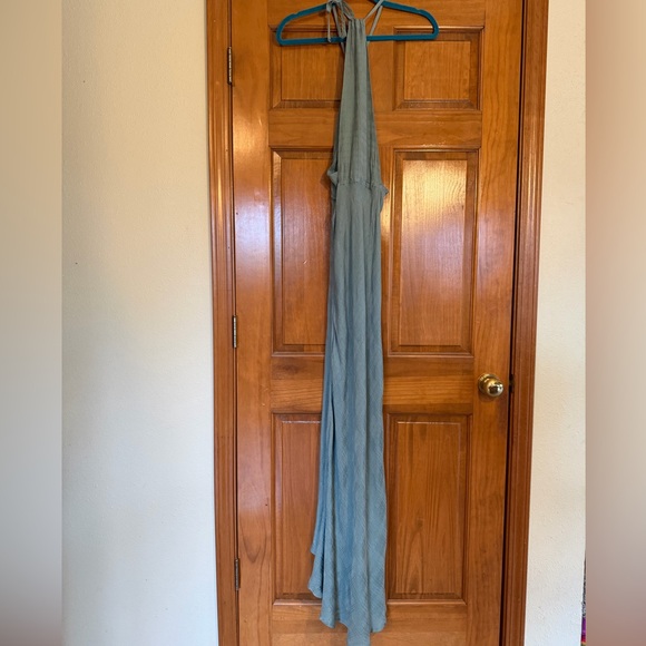 Stone Cold Fox Onyx gown 1 - Picture 4 of 4